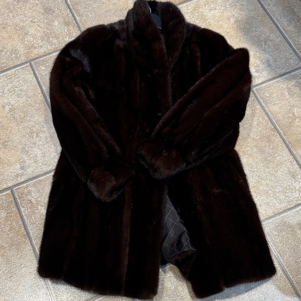 Vintage Real Luxurious fur coat from Patchin
